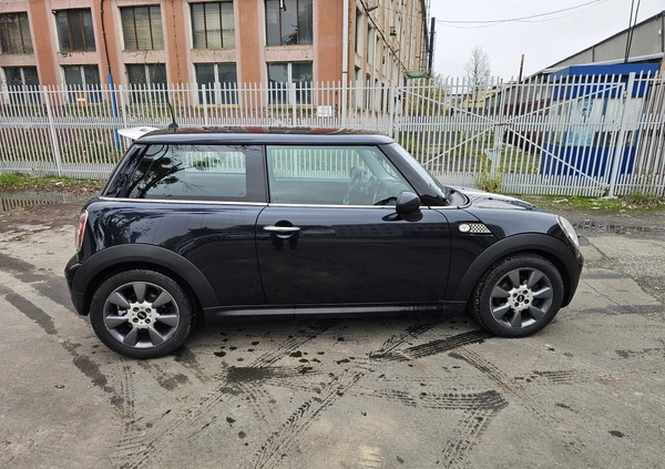 MINI ONE cena 15500 przebieg: 162200, rok produkcji 2008 z Radom małe 106